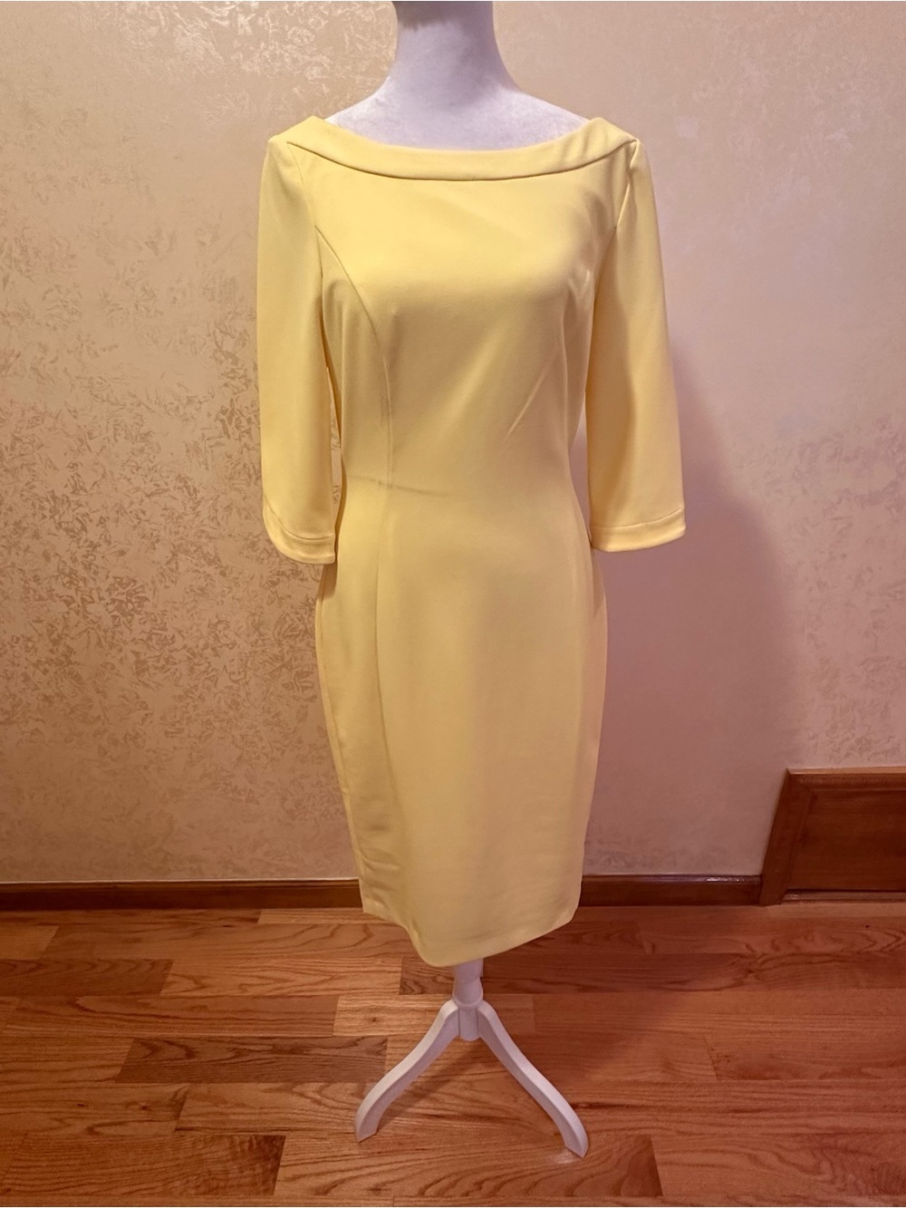 Calvin Klein Pale Yellow Boatneck Sheath Dress